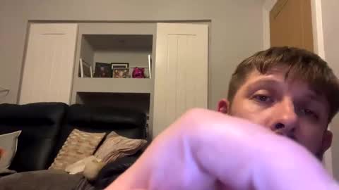 skuzzy25 online show from 04/18/26, 11:16