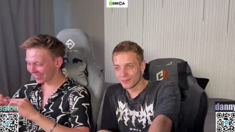 sky_hunter online show from 06/19/26, 01:04