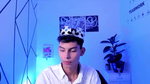 Snapshot of sky_jules chatting on 10/21/25, 03:18 Daniel online show from 10/21/25, 03:18