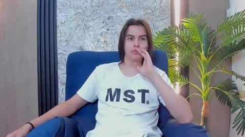 Santiago online show from 01/19/26, 12:42