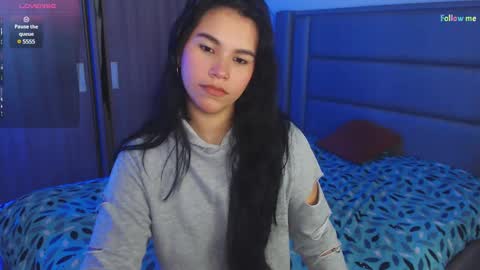 Snapshot of sky_lover_ chatting on 01/17/25, 09:17 Sky online show from 01/17/25, 09:17