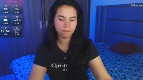 Snapshot of sky_lover_ chatting on 01/19/25, 09:33 Sky online show from 01/19/25, 09:33