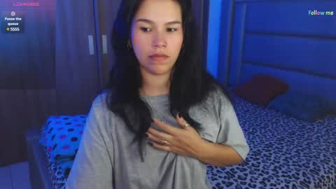 Snapshot of sky_lover_ chatting on 02/14/25, 12:03 Sky online show from 02/14/25, 12:03