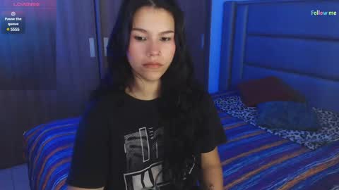 Snapshot of sky_lover_ chatting on 02/23/25, 10:49 Sky online show from 02/23/25, 10:49