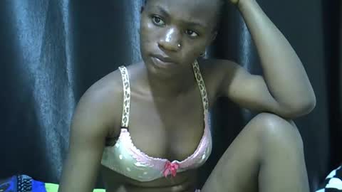 sky_shanie online show from 04/12/26, 10:09