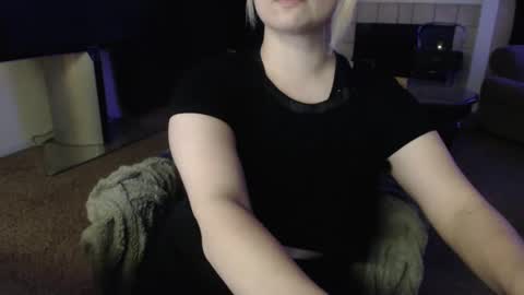 SKYLE   online show from 01/17/25, 06:57