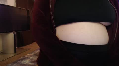 SKYLE   online show from 02/21/25, 11:32