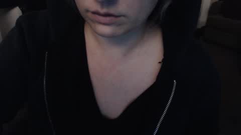 SKYLE   online show from 02/24/25, 05:00