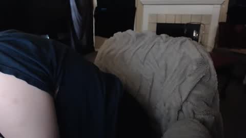 SKYLE   online show from 10/14/25, 08:20