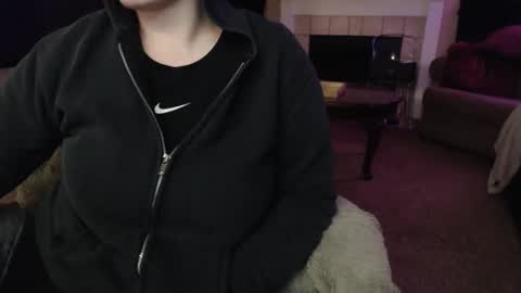 SKYLE   online show from 04/21/26, 01:53