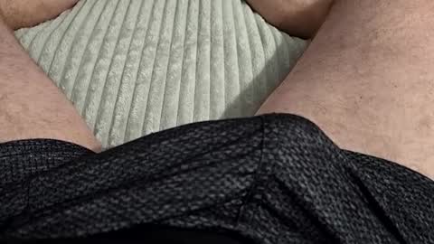 Snapshot of skyblu2031 chatting on 01/13/25, 08:37 skyblu2031 online show from 01/13/25, 08:37