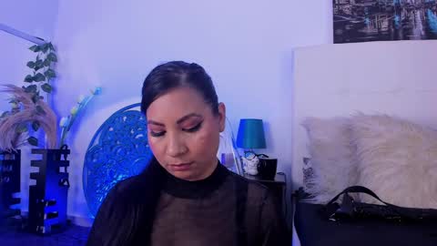 skydarkblue online show from 01/12/25, 12:18