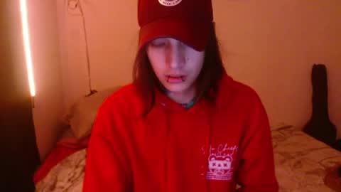 Snapshot of skykar chatting on 05/20/26, 11:44 reep online show from 05/20/26, 11:44