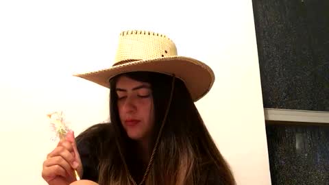 Snapshot of skyler1195 chatting on 12/20/25, 02:51 Skyler online show from 12/20/25, 02:51