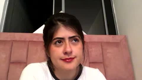 Snapshot of skyler1195 chatting on 02/10/26, 05:11 Skyler online show from 02/10/26, 05:11