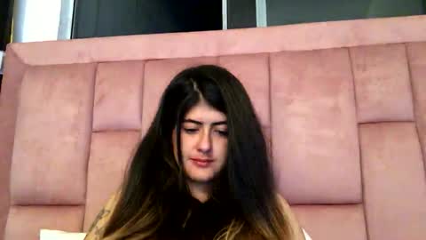 Snapshot of skyler1195 chatting on 02/14/26, 02:52 Skyler online show from 02/14/26, 02:52