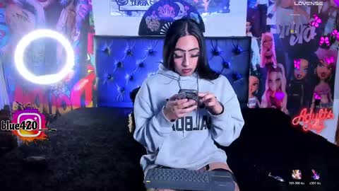 Snapshot of skyler__blue4 chatting on 06/05/26, 02:29 blue online show from 06/05/26, 02:29