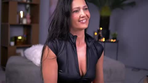 Skyler online show from 04/23/26, 03:52