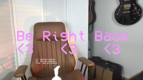 skylerluvsuuu online show from 01/03/25, 04:33