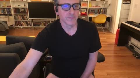 Snapshot of skyline3371 chatting on 02/17/25, 05:25 Skyline3371 online show from 02/17/25, 05:25