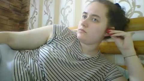 Snapshot of skyressie333 chatting on 02/15/26, 05:20 skyressie333 online show from 02/15/26, 05:20