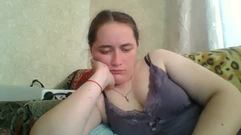 Snapshot of skyressie333 chatting on 06/15/26, 02:41 skyressie333 online show from 06/15/26, 02:41