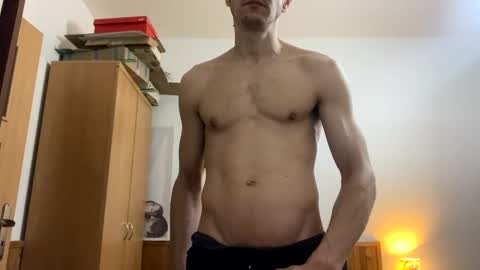 Snapshot of slabyhrac chatting on 02/22/25, 11:35 slabyhrac online show from 02/22/25, 11:35