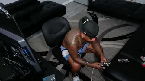 nasty twitter KASHCARTERATL online show from 04/13/26, 05:51