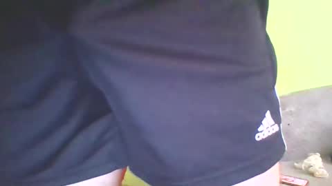 Snapshot of slaveboy32bi chatting on 10/18/25, 08:04 slave boy perwers bdsmFEMDOM online show from 10/18/25, 08:04