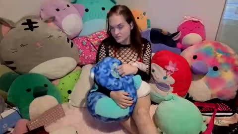 slayterkitty online show from 11/30/25, 10:08