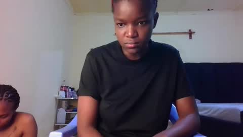 sleek_ass online show from 10/12/25, 09:36