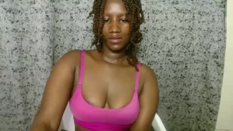 Snapshot of sleekmellanin chatting on 09/09/25, 03:11 sleekmellanin online show from 09/09/25, 03:11