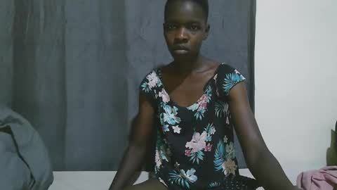 slender_queen online show from 01/19/26, 07:45