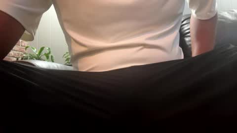 slick2285 online show from 09/15/25, 06:24