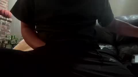 slick2285 online show from 10/18/25, 09:21