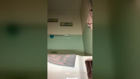 slicknick1988 online show from 03/25/26, 07:03