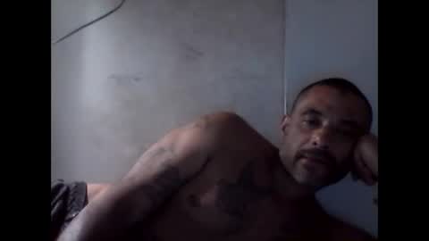 Snapshot of slickstre chatting on 05/25/26, 07:36 slickstre online show from 05/25/26, 07:36