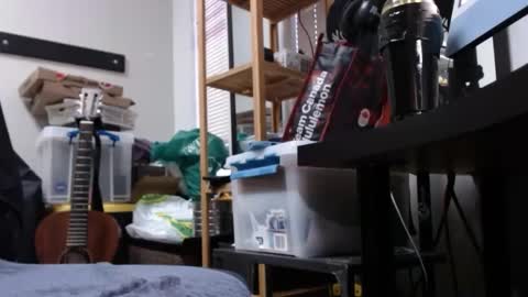 sliderguy699 online show from 02/26/25, 10:53