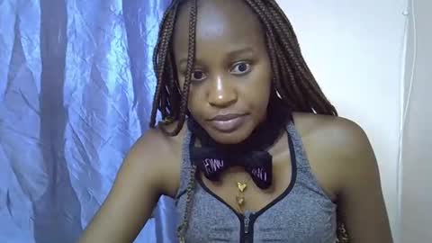 Alicia online show from 12/05/25, 02:31