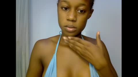 Lily online show from 07/04/26, 07:03