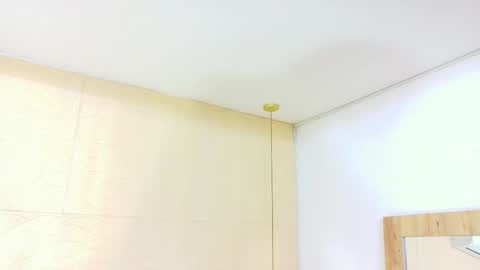 slim_chocobar18 online show from 11/10/25, 01:43