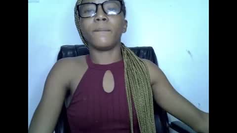 Snapshot of slim_ebonypet chatting on 06/23/26, 06:06 Crystal online show from 06/23/26, 06:06