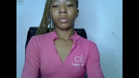 Snapshot of slim_ebonypet chatting on 06/28/26, 08:42 Crystal online show from 06/28/26, 08:42