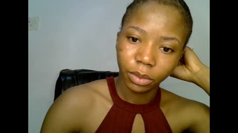 Snapshot of slim_ebonypet chatting on 07/18/26, 08:40 Crystal online show from 07/18/26, 08:40