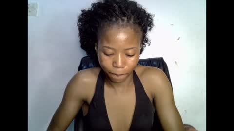 Snapshot of slim_ebonypet chatting on 07/23/26, 09:40 Crystal online show from 07/23/26, 09:40