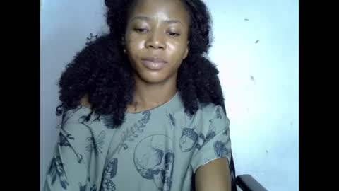 Snapshot of slim_ebonypet chatting on 07/31/26, 08:30 Crystal online show from 07/31/26, 08:30