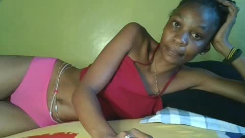 Snapshot of slim_girl01 chatting on 06/13/26, 05:05 slim_girl01 online show from 06/13/26, 05:05