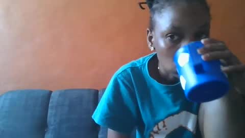 Snapshot of slim_girl01 chatting on 06/22/26, 09:28 slim_girl01 online show from 06/22/26, 09:28