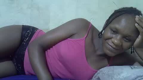 Snapshot of slim_girl3 chatting on 02/19/25, 06:21 slim_girl3 online show from 02/19/25, 06:21