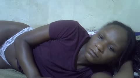 Snapshot of slim_girl3 chatting on 02/26/25, 06:32 slim_girl3 online show from 02/26/25, 06:32